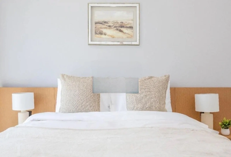 Moderne 1-Schlafzimmer-Wohnung mit Balkon &amp; elegantem Interieur im Blue Waves Tower in Dubai Land