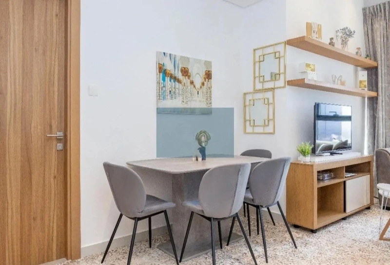 Moderne 1-Schlafzimmer-Wohnung mit Balkon &amp; elegantem Interieur im Blue Waves Tower in Dubai Land