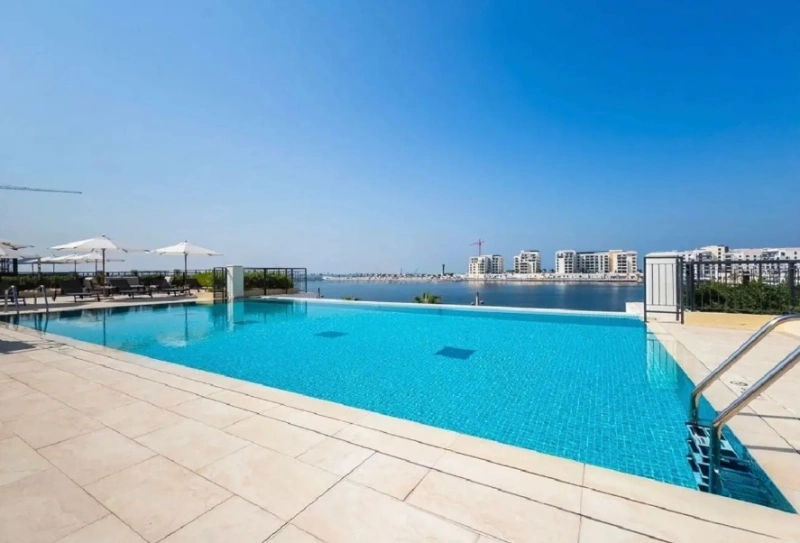 Moderne Eleganz am Wasser: 1-Zimmer-Wohnung in traumhafter Lage!