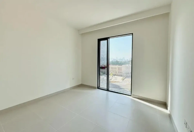 Stunning Two Bedroom Apartment with Panoramic Views