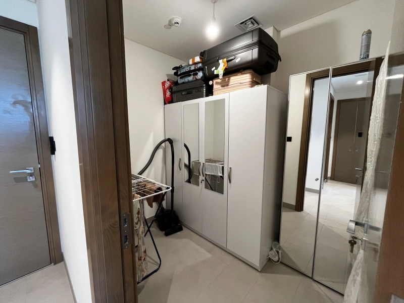 Elegantes Apartment mit traumhaftem Blick in Sobha Hartland Waves - Downtown und Gemeinschaftsblick.