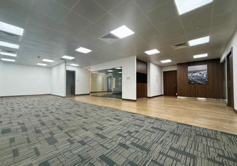 Leerstehendes Büro zu verkaufen - voll ausgestattet und unmöbliert