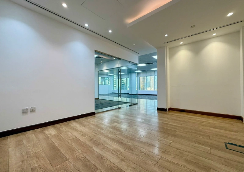 Leerstehendes Büro zu verkaufen - voll ausgestattet und unmöbliert