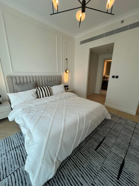 Moderne Luxuswohnung mit 2 Schlafzimmern - komplett möbliert!