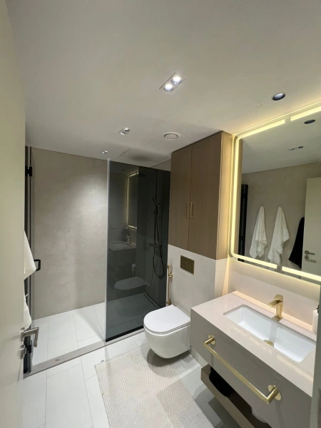 Moderne Luxuswohnung mit 2 Schlafzimmern - komplett möbliert!