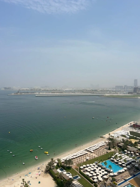 Moderne Luxuswohnung mit 2 Schlafzimmern - komplett möbliert!