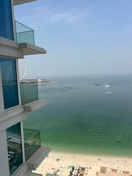 Moderne Luxuswohnung mit 2 Schlafzimmern - komplett möbliert!