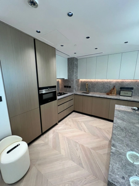 Moderne Luxuswohnung mit 2 Schlafzimmern - komplett möbliert!