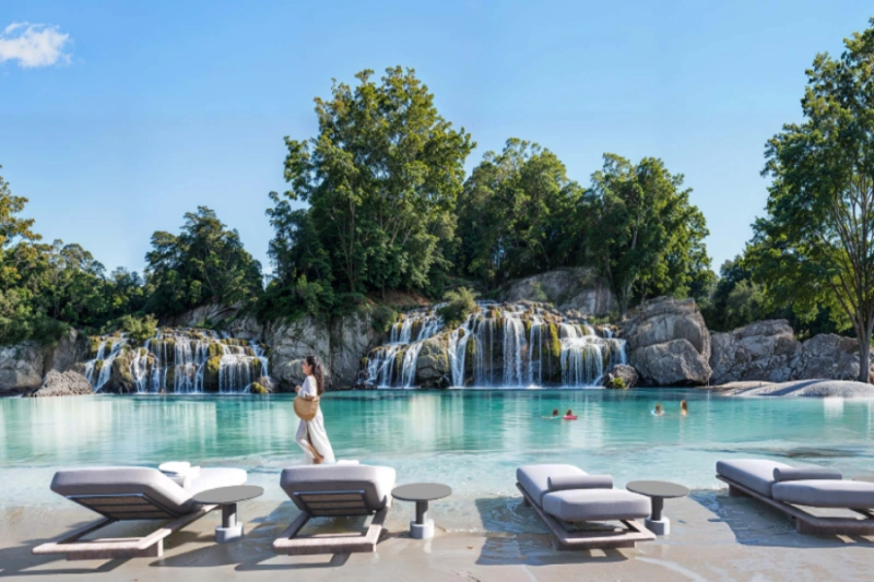 Elegante casa a schiera con quattro camere da letto dal design moderno