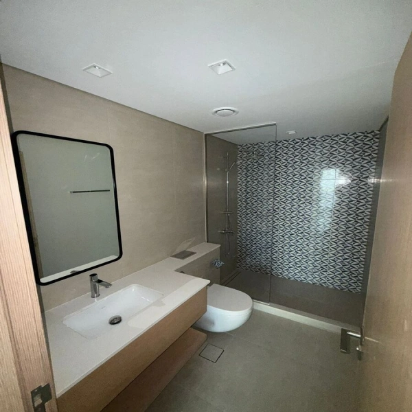 Moderne 3-Zimmer-Wohnung zur Miete mit Ready Property Highlights