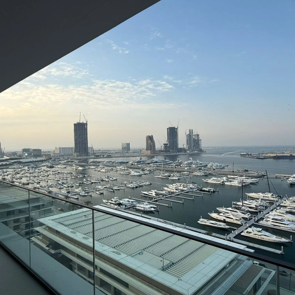 Moderne 3-Zimmer-Wohnung zur Miete mit Ready Property Highlights