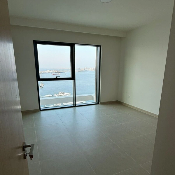 Moderne 3-Zimmer-Wohnung zur Miete mit Ready Property Highlights