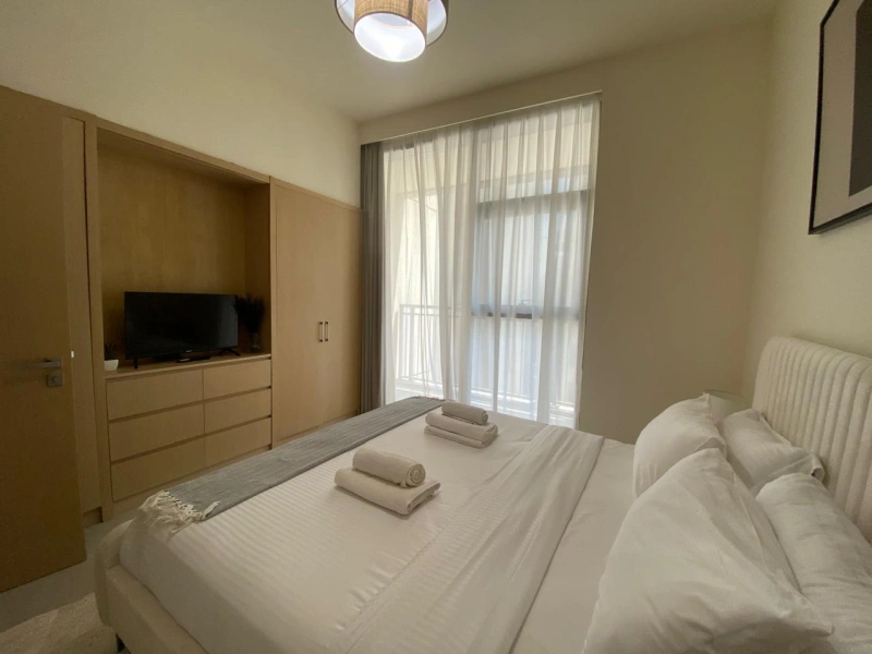 3 Schlafzimmer Wohnung mit atemberaubendem Creek-Blick - Ihr neues Zuhause!