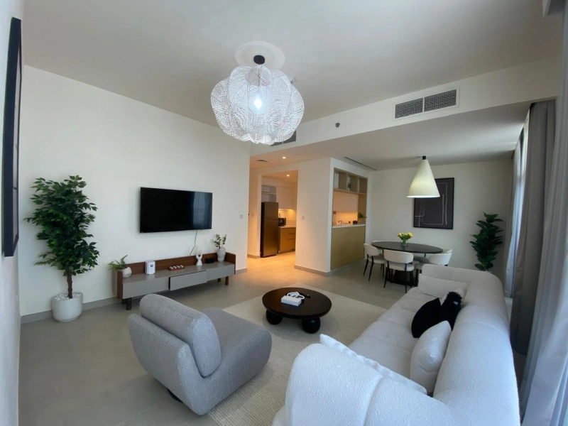 3 Schlafzimmer Wohnung mit atemberaubendem Creek-Blick - Ihr neues Zuhause!