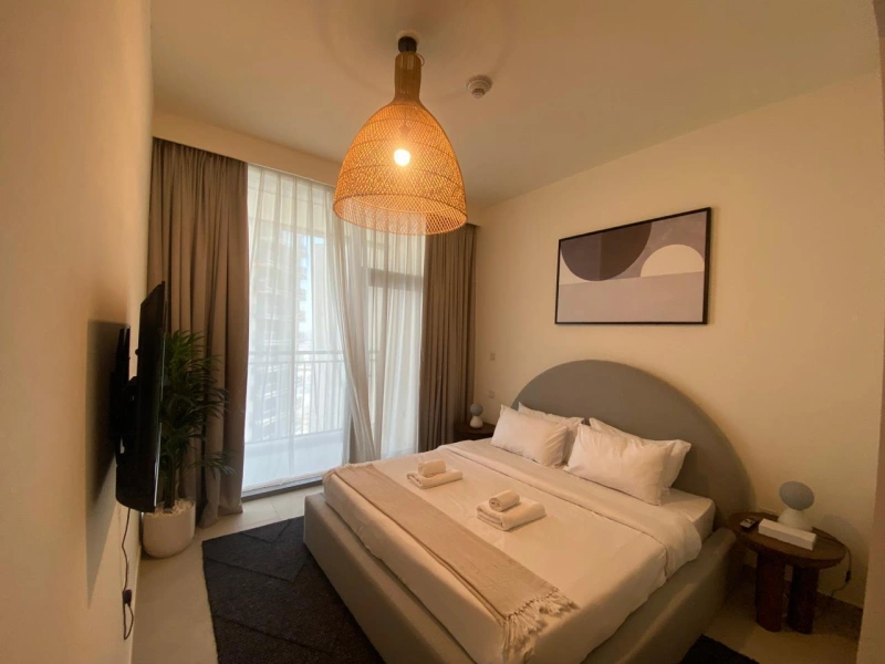 3 Schlafzimmer Wohnung mit atemberaubendem Creek-Blick - Ihr neues Zuhause!