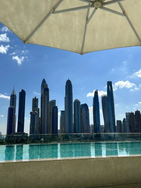 Geräumige 4-Zimmer Wohnung mit Dienstzimmer, voll möbliert und Einbauküche!