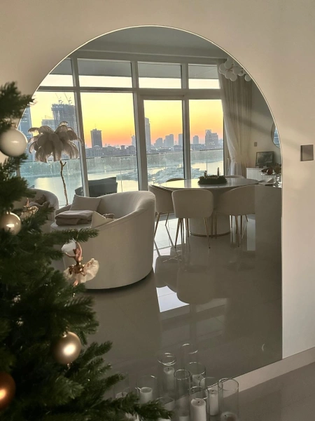 Geräumige 4-Zimmer Wohnung mit Dienstzimmer, voll möbliert und Einbauküche!