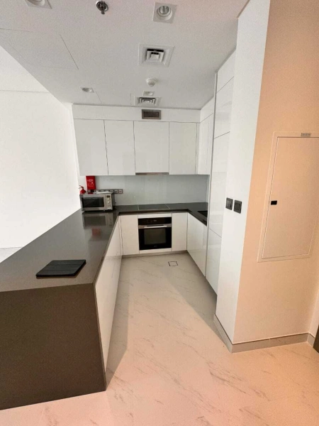 Luxuriöses Apartment mit Lagunen- und Gemeinschaftsblick in District One Residence 12