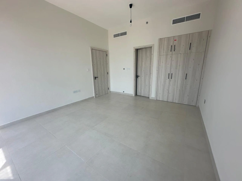 Brandneue 1BR-Wohnung mit Pool &amp; Fitness - Einzugsbereit