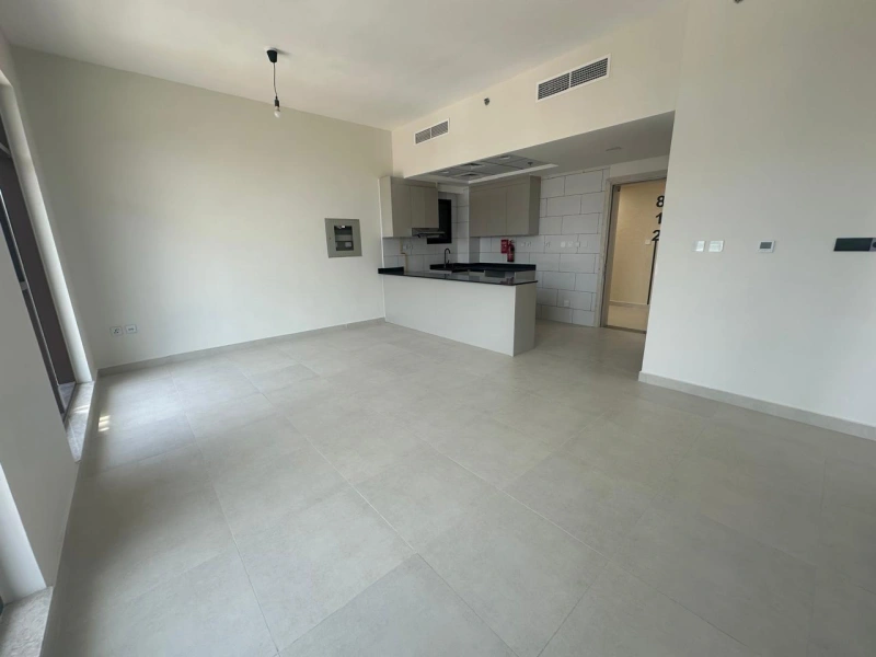 Brandneue 1BR-Wohnung mit Pool &amp; Fitness - Einzugsbereit