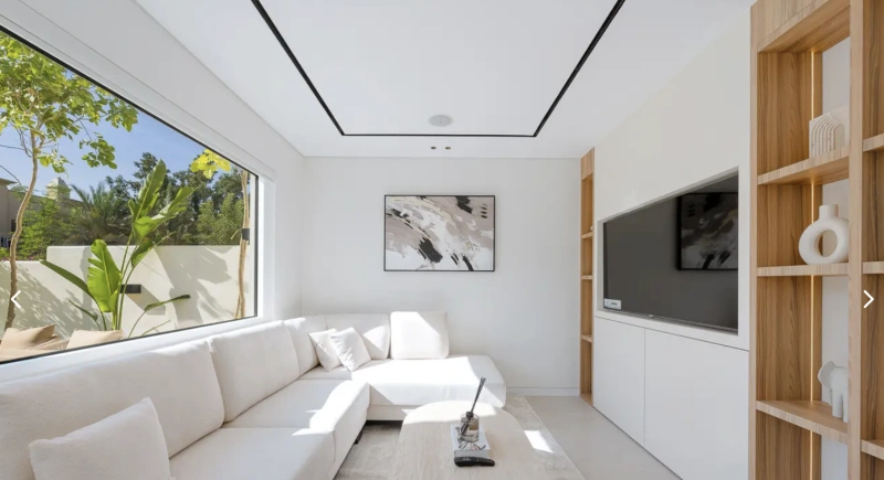 Luxuriöse Villa mit 3 Schlafzimmern, Pool und Sandgarten in exklusiver Lage!