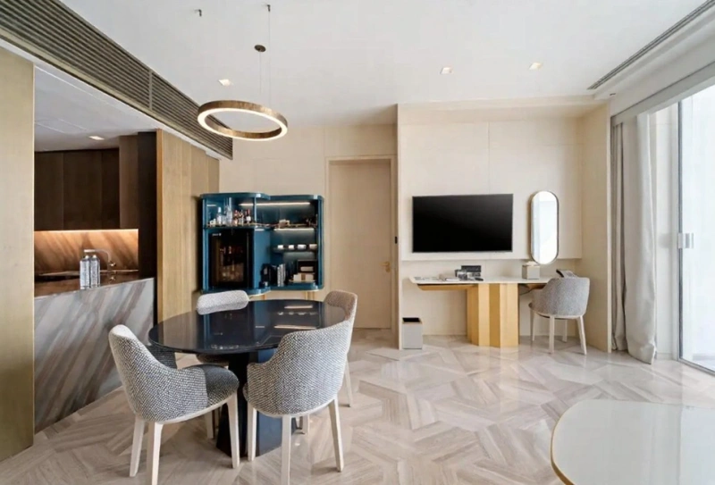 Luxuriöses 1-Schlafzimmer-Apartment mit atemberaubender Aussicht, komplett möbliert