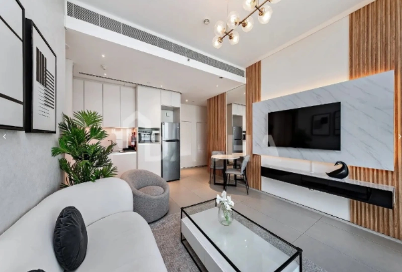 Charmante 1-Zimmer-Wohnung mit Meerblick in Wasserfront-Residenz