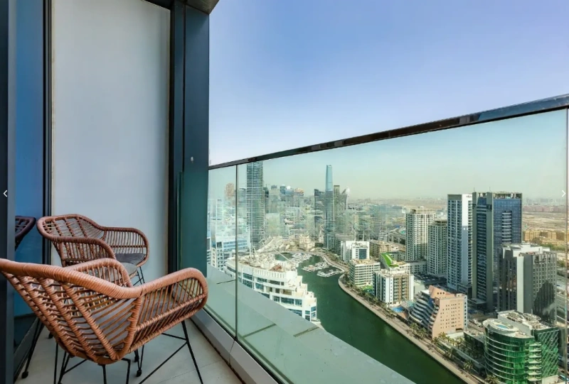 Charmante 1-Zimmer-Wohnung mit Meerblick in Wasserfront-Residenz