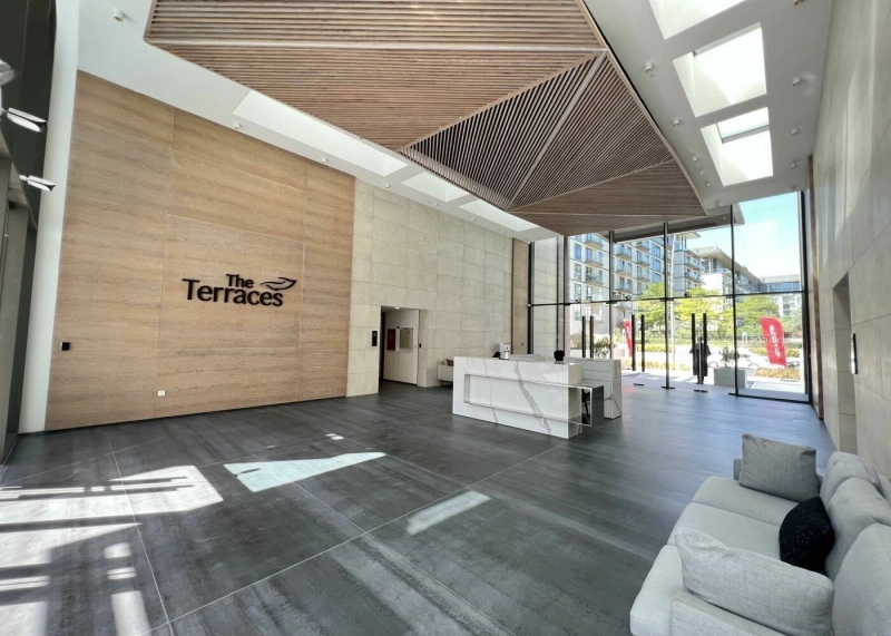 Charmante 2-Zimmer Wohnung in The Terraces mit großer Sonnenterrasse - Ideal für Kurzzeitvermietung!