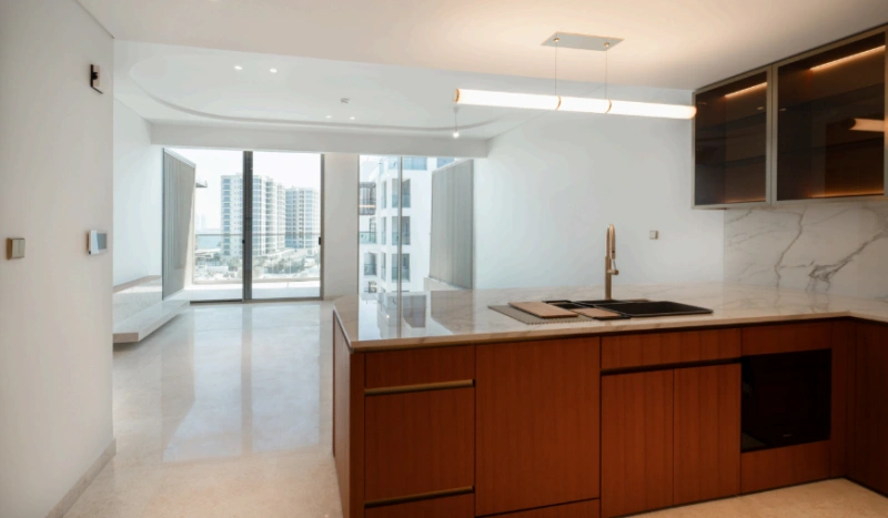 Luxuriöse Eleganz am Strand - Traumhaftes 1-Zimmer-Apartment mit Meerblick