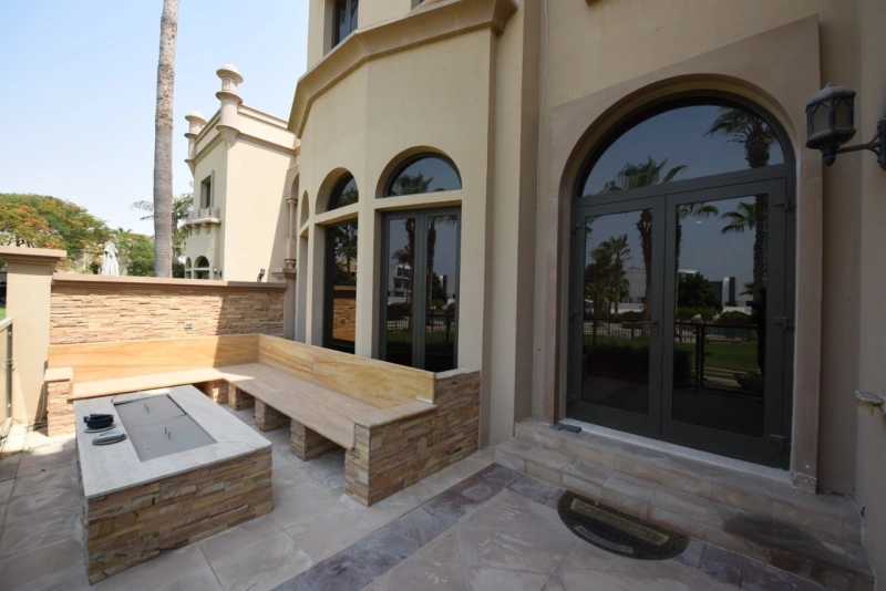 Exklusive 5-Zimmer-Villa mit Meerblick auf Royal Atlantis in Canal Cove Frond H, Palm Jumeirah
