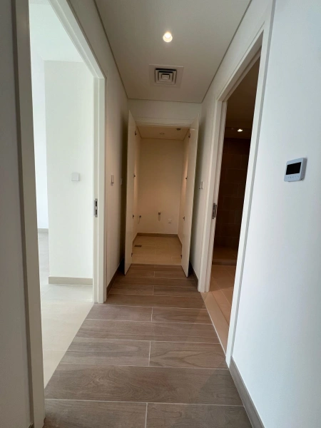 Moderne 1-Zimmer-Wohnung mit teilweisem Blick auf den Kanal und die Lagune