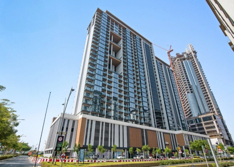 Geräumige Etagenwohnung mit 3 Schlafzimmern in Sobha Hartland