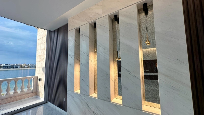 5BR Signature Villa Frond C Palm Jumeirah - Blick auf Atlantis