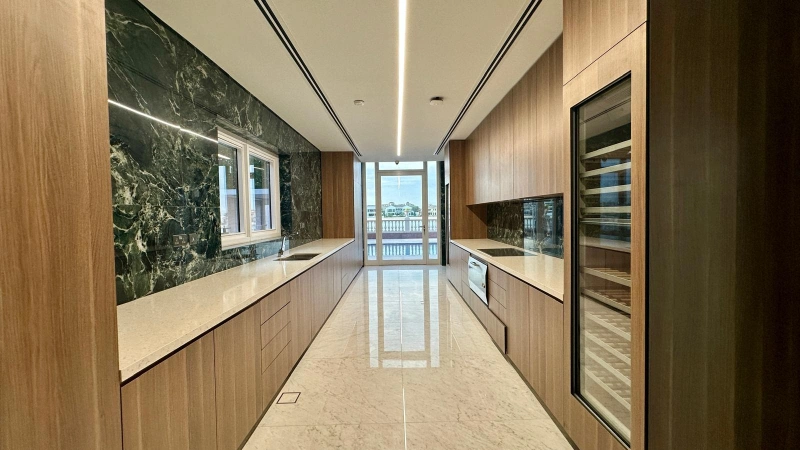 5BR Signature Villa Frond C Palm Jumeirah - Blick auf Atlantis