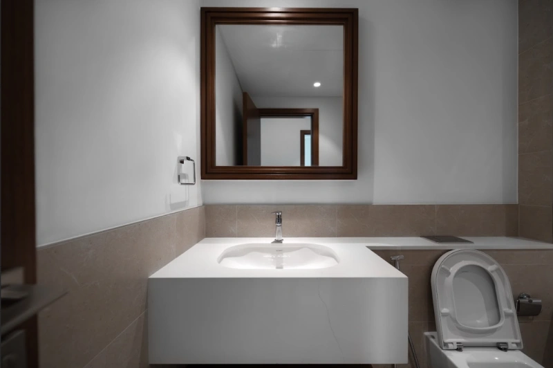 Luxuriöses 2-Zimmer-Apartment direkt am Strand - Eleganz und Meeresrauschen vereint!