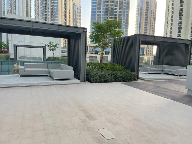 Luxuriöse 3-Zimmer-Wohnung mit Kanalblick im Creek Gate Tower 1