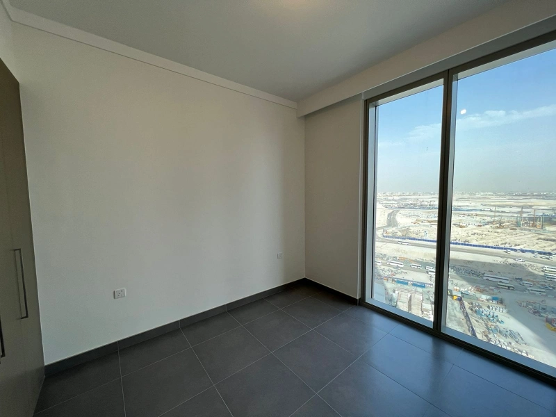 Luxuriöse 3-Zimmer-Wohnung mit Kanalblick im Creek Gate Tower 1