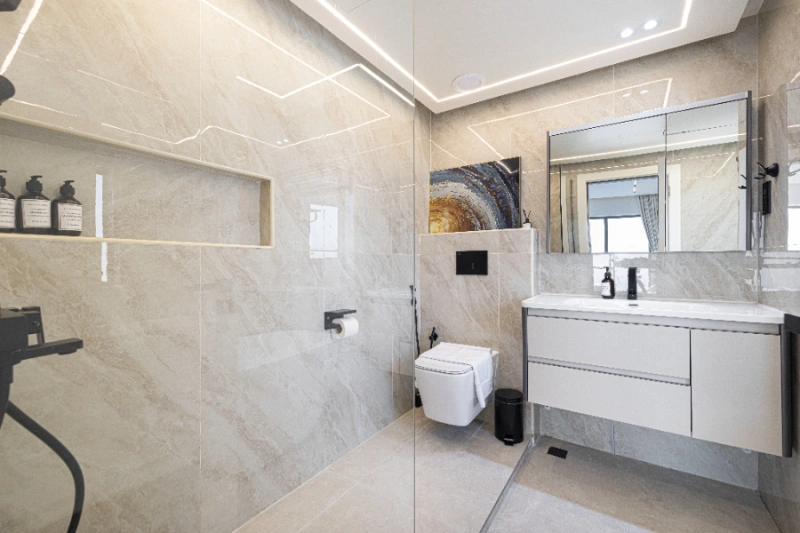 Stilvolle Drei-Zimmer-Wohnung mit Arbeitszimmer - Moderne Design-Highlights