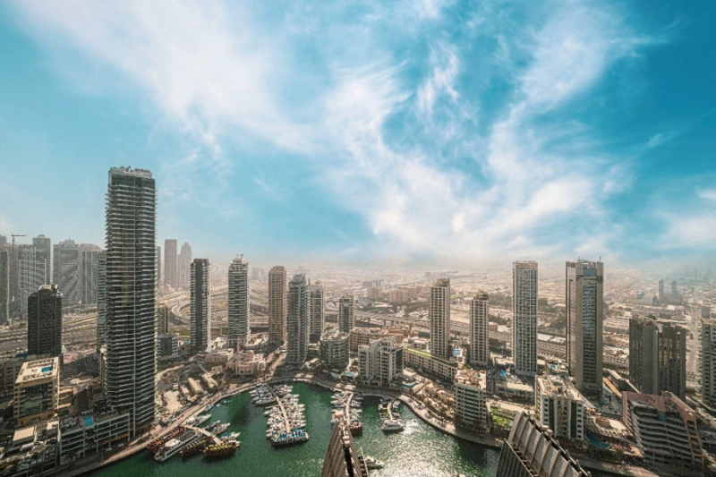 Stilvolle Drei-Zimmer-Wohnung mit Arbeitszimmer - Moderne Design-Highlights