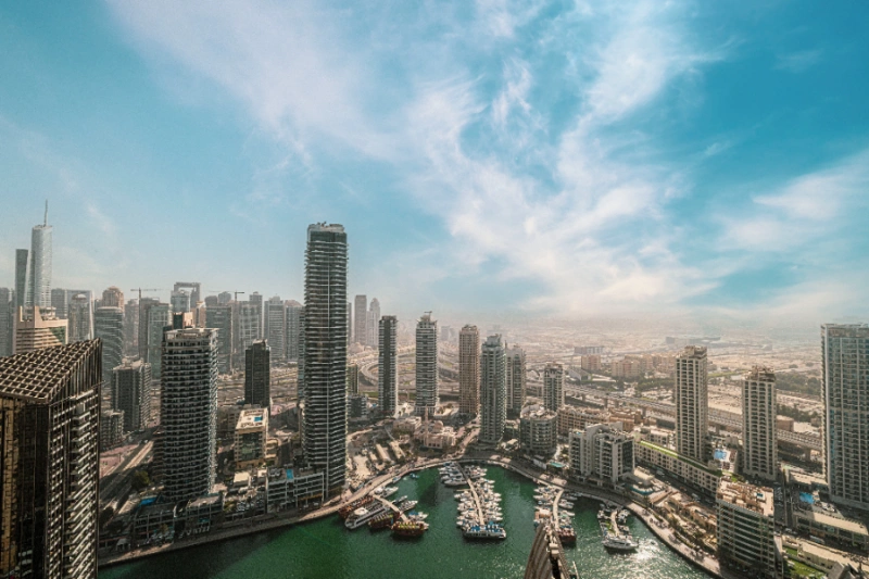 Stilvolle Drei-Zimmer-Wohnung mit Arbeitszimmer - Moderne Design-Highlights