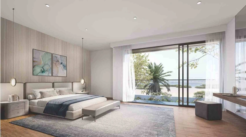 Luxuriöse 5-Zimmer-Villa mit Familienzimmer, Personal- und Fahrerzimmer,Privatpool und vier Balkonen