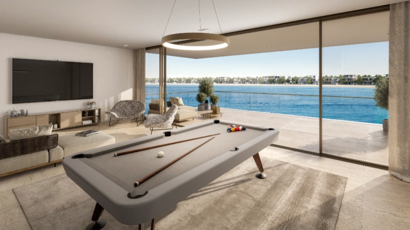 Luxuriöse Strandvilla mit 6 Schlafzimmern, riesiger Dachterrasse und großzügigem Wohnbereich.