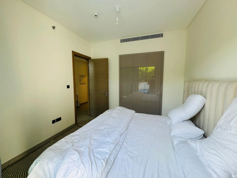 Geräumige 1-Schlafzimmer-Wohnung mit riesigen Layout!