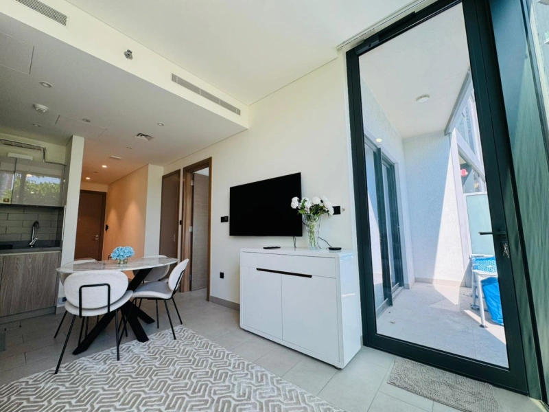 Geräumige 1-Schlafzimmer-Wohnung mit riesigen Layout!