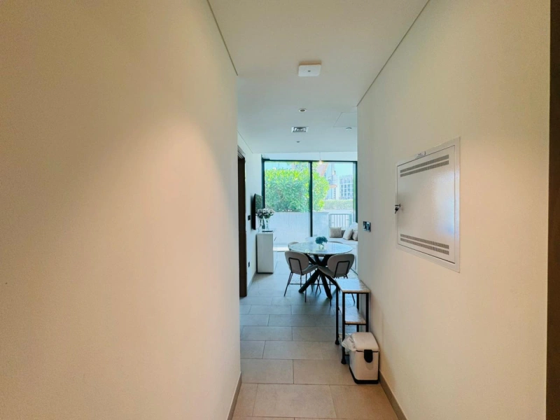 Geräumige 1-Schlafzimmer-Wohnung mit riesigen Layout!