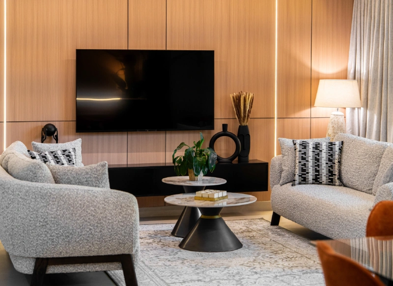 Vollständig möbliertes Luxus-Apartment mit 4 Schlafzimmern und Arbeitszimmer