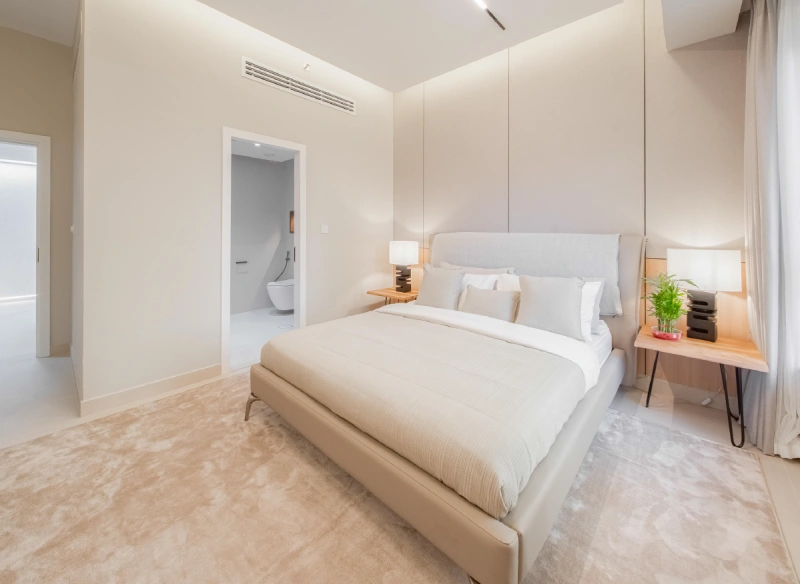 Vollständig möbliertes Luxus-Apartment mit 4 Schlafzimmern und Arbeitszimmer