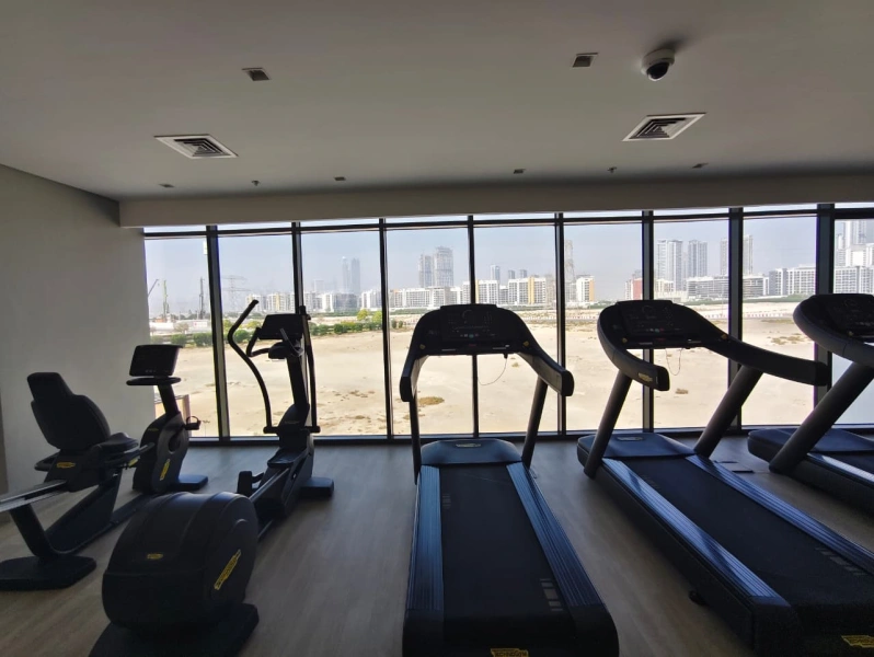 Stilvolle 1B-Zimmer-Wohnung mit atemberaubender Aussicht - sofort bezugsfertig!