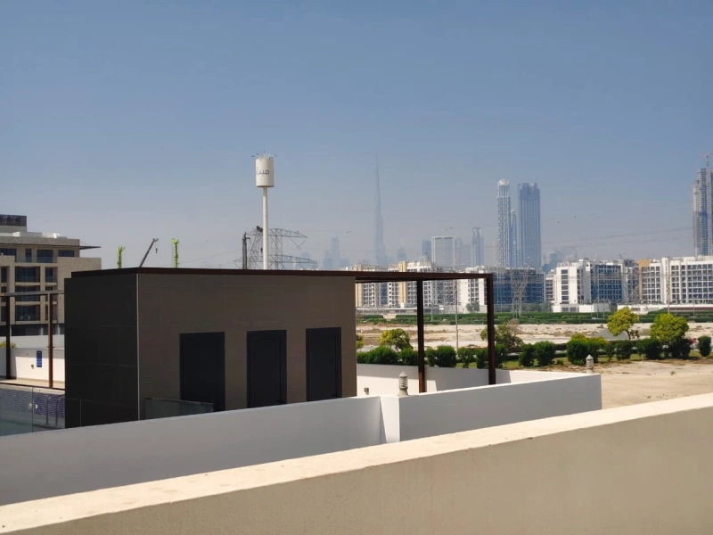 Stilvolle 1B-Zimmer-Wohnung mit atemberaubender Aussicht - sofort bezugsfertig!